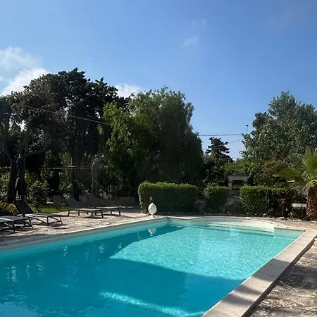 Essentia Dimora Salento منزل ريفي *